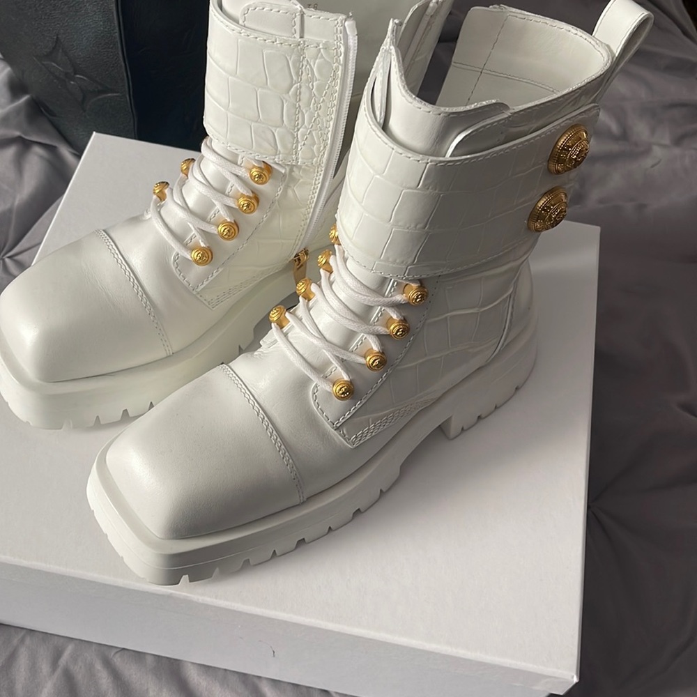 White balmain boots